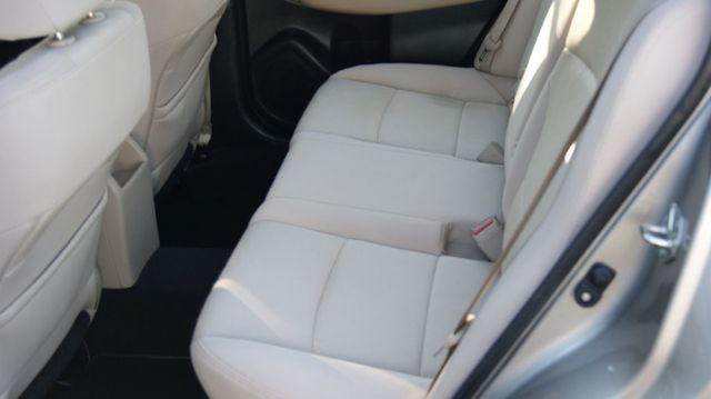 2017 Subaru Legacy 1 OWNER ,4 NEW TIRES, JUST SERVICED , VERY CLEAN INSIDE AND OUT  - 23040991 - 25