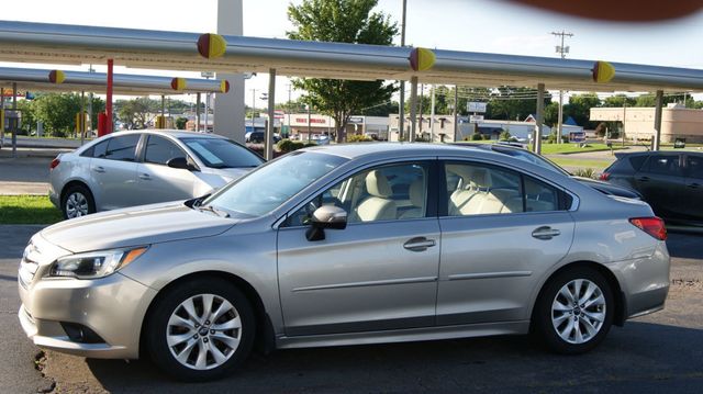 2017 Subaru Legacy 1 OWNER ,4 NEW TIRES, JUST SERVICED , VERY CLEAN INSIDE AND OUT  - 23040991 - 5