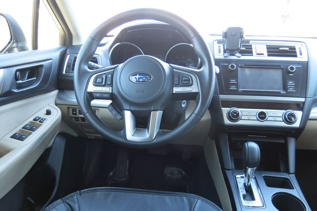 2017 Subaru Legacy 2.5i - 22996707 - 19