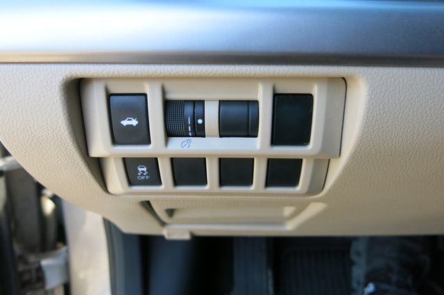 2017 Subaru Legacy 2.5i - 22996707 - 21