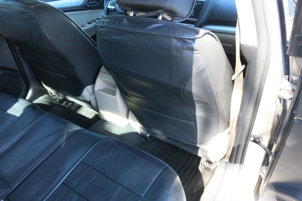 2017 Subaru Legacy 2.5i - 22996707 - 43