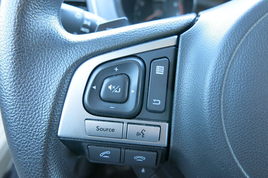 2017 Subaru Legacy 2.5i - 22996707 - 67