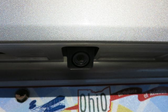 2017 Subaru Legacy 2.5i - 22996707 - 76