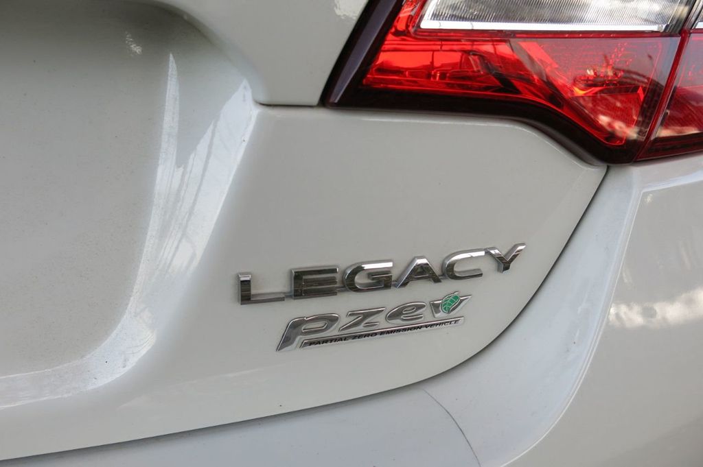 2017 Subaru Legacy 2.5i Premium Sedan - 22186450 - 9
