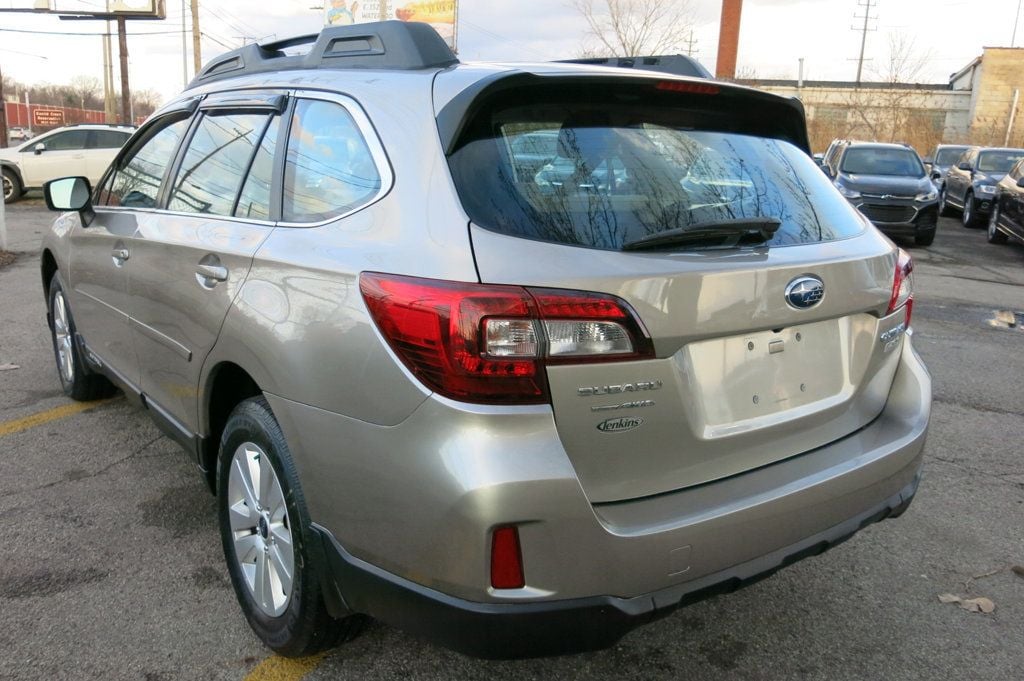 2017 Subaru Outback 2.5i - 22729715 - 2