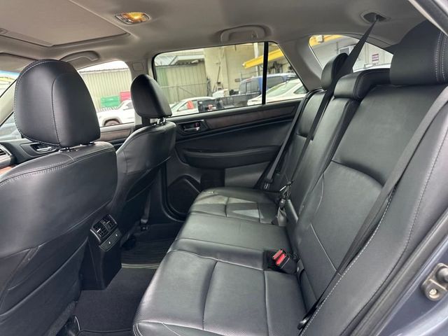 2017 Subaru Outback 2.5i - 22943623 - 14