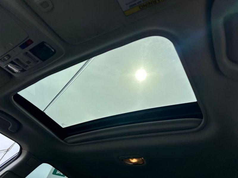 2017 Subaru Outback 2.5i - 22943623 - 19