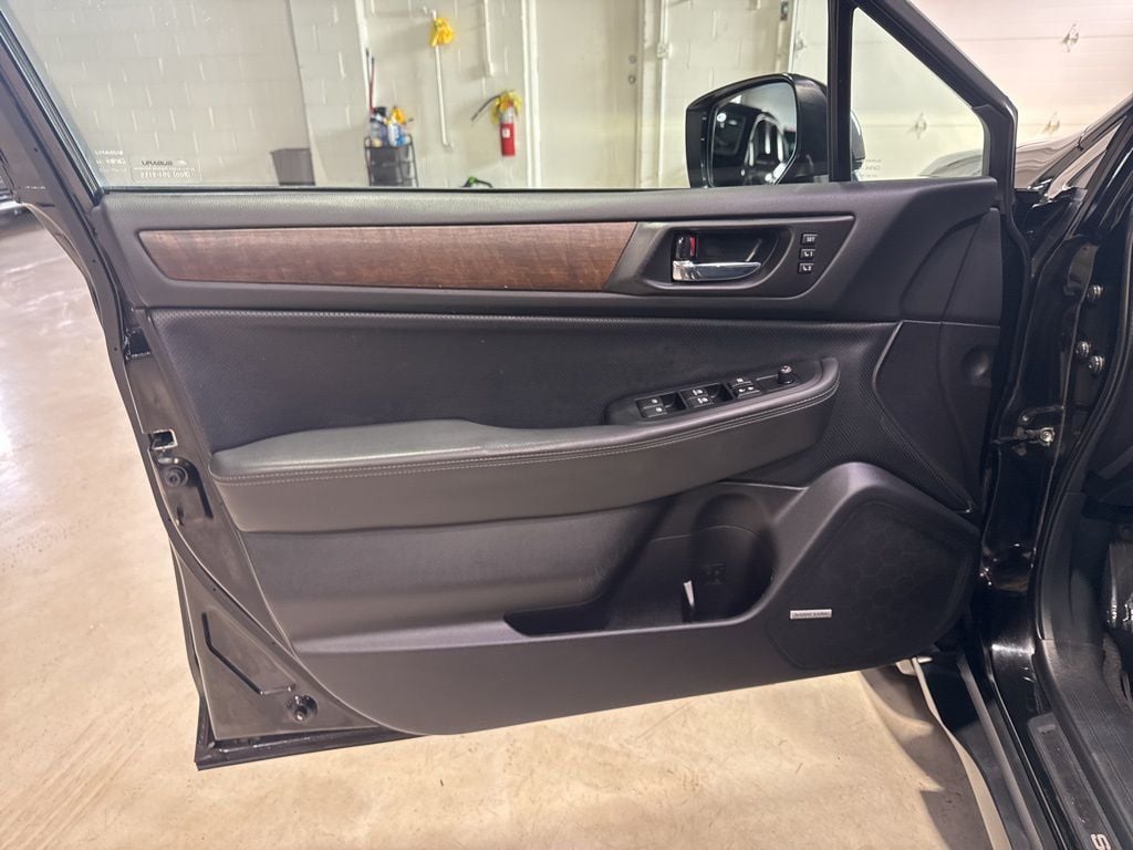2017 Subaru Outback 2.5i - 23008307 - 28