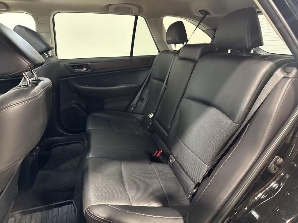 2017 Subaru Outback 2.5i - 23008307 - 32