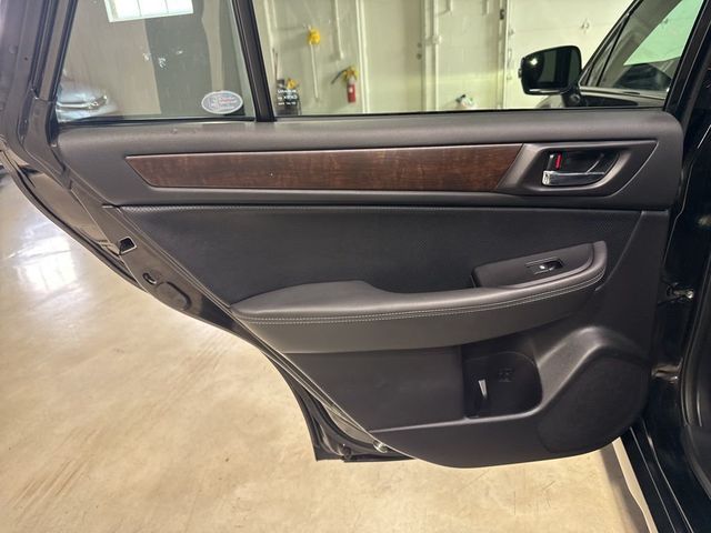 2017 Subaru Outback 2.5i - 23008307 - 34