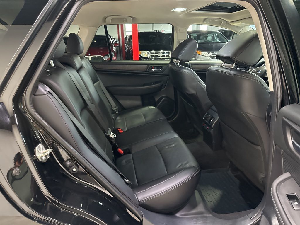 2017 Subaru Outback 2.5i - 23008307 - 37