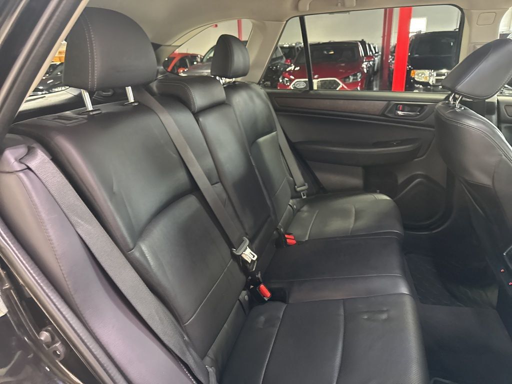 2017 Subaru Outback 2.5i - 23008307 - 39