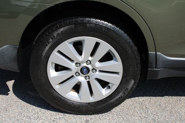 2017 Subaru Outback 2.5i - 23069936 - 34