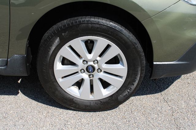 2017 Subaru Outback 2.5i - 23069936 - 35