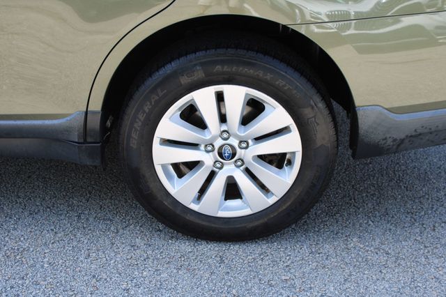 2017 Subaru Outback 2.5i - 23069936 - 37