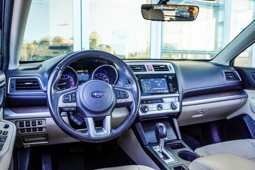 2017 Subaru Outback 2.5i Limited photo 4