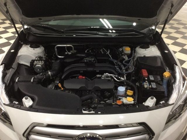 2017 Subaru Outback 2.5i - 22313051 - 24