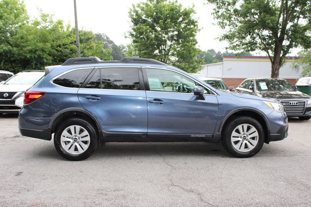 2017 Subaru Outback 2.5i Premium's photo