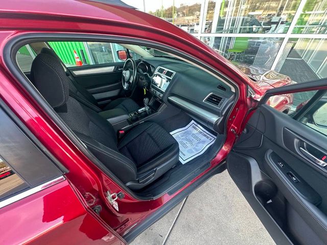 2017 Subaru Outback 2.5i Premium - 22947274 - 16