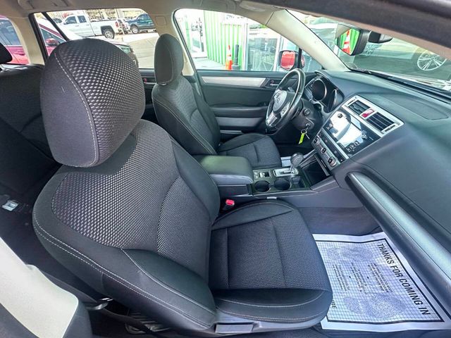 2017 Subaru Outback 2.5i Premium - 22947274 - 17
