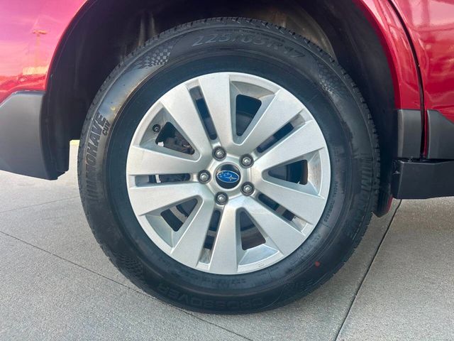 2017 Subaru Outback 2.5i Premium - 22947274 - 38