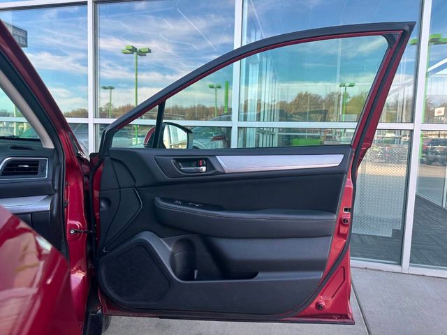 2017 Subaru Outback 2.5i Premium - 22947274 - 42