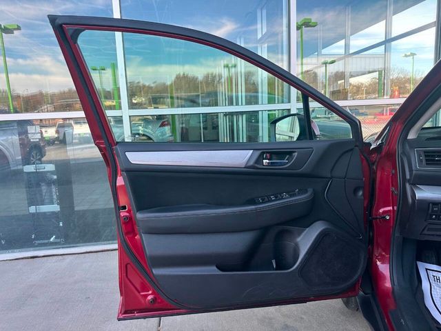 2017 Subaru Outback 2.5i Premium - 22947274 - 44