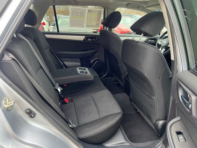 2017 Subaru Outback 2.5i Premium - 22988292 - 18