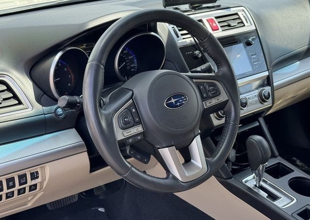 2017 Subaru Outback 2.5i Premium - 22435941 - 20