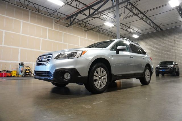 2017 Subaru Outback 2.5i Premium Wagon - 22997738 - 1