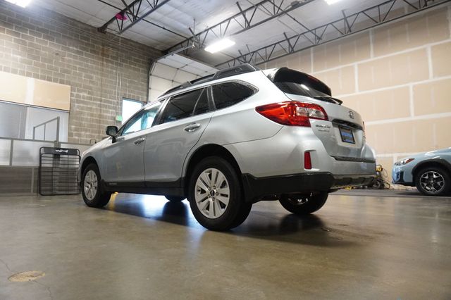 2017 Subaru Outback 2.5i Premium Wagon - 22997738 - 2