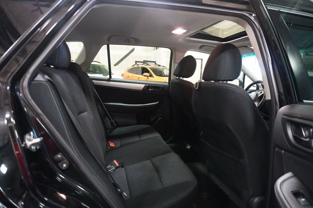 2017 Subaru Outback 2.5i Premium Wagon - 23008911 - 9