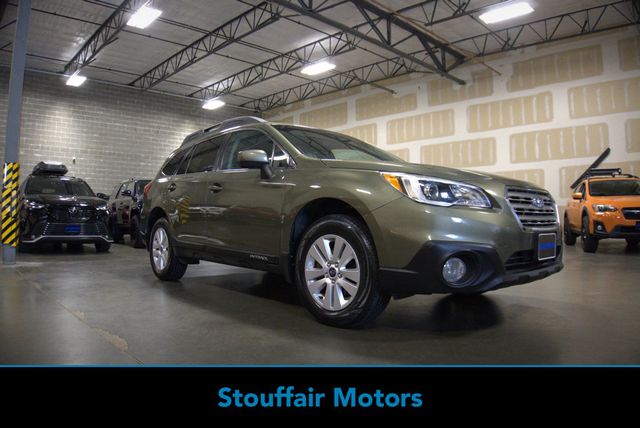 2017 Subaru Outback 2.5i Premium Wagon - 23011959 - 0