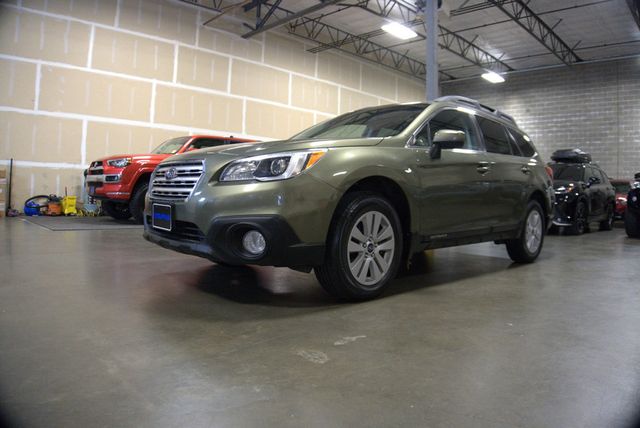 2017 Subaru Outback 2.5i Premium Wagon - 23011959 - 1