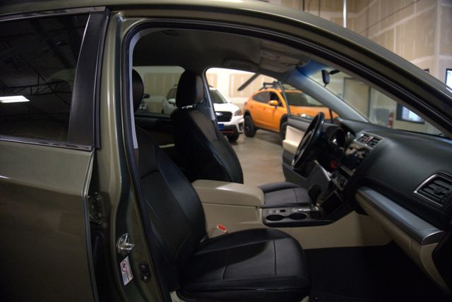 2017 Subaru Outback 2.5i Premium Wagon - 23011959 - 6