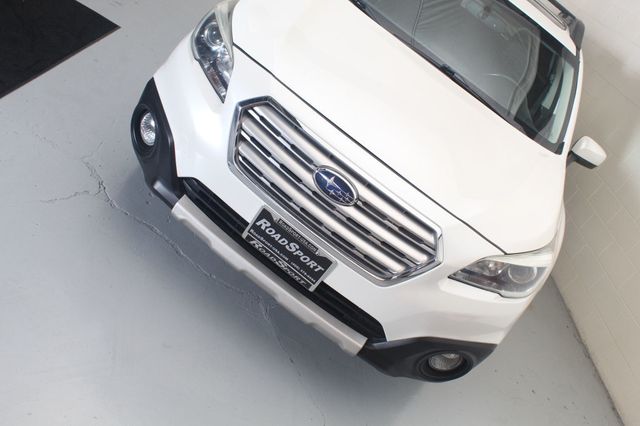 2017 Subaru Outback 2.5i Premium Wagon - 23059176 - 12