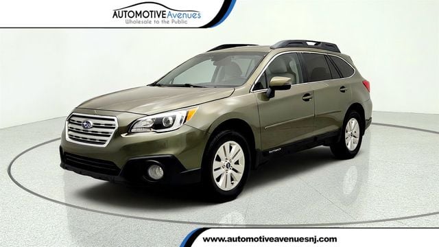 2017 Subaru Outback 2.5i Premium w/ EyeSight, Navigation & Power Moonroof - 23057322 - 0