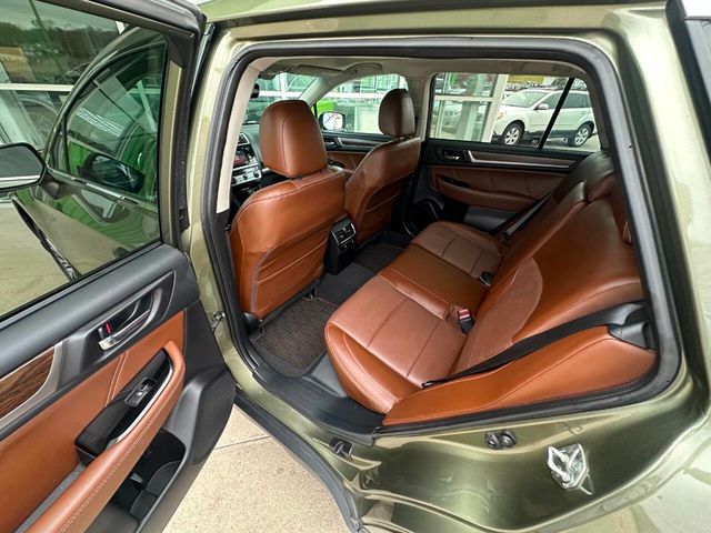 2017 Subaru Outback 2.5i Touring - 22952525 - 11