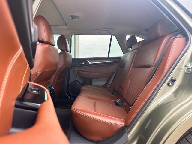 2017 Subaru Outback 2.5i Touring - 22952525 - 12