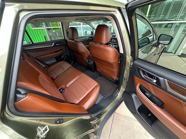 2017 Subaru Outback 2.5i Touring - 22952525 - 20