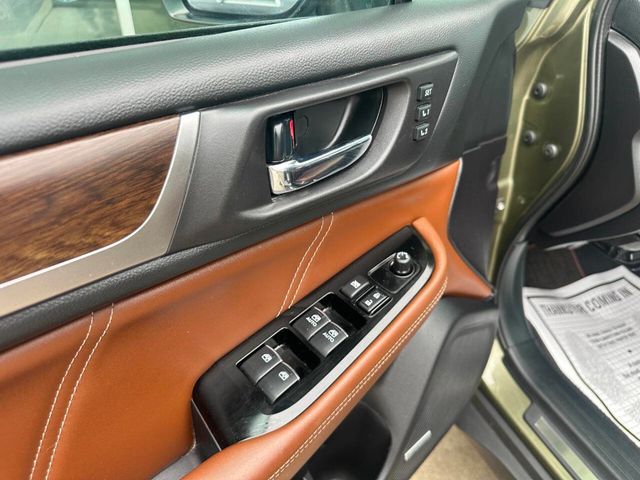 2017 Subaru Outback 2.5i Touring - 22952525 - 31