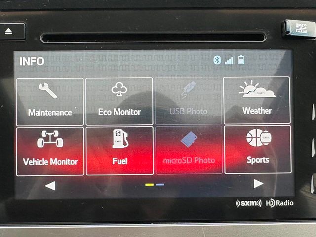 2017 Subaru Outback 2.5i Touring - 22952525 - 38