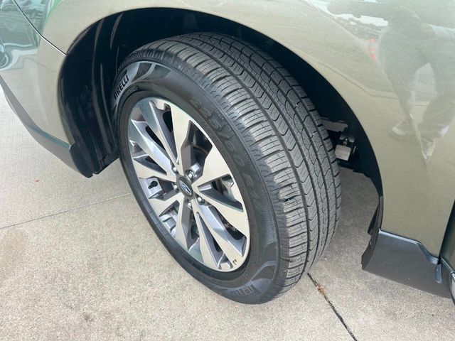 2017 Subaru Outback 2.5i Touring - 22952525 - 43