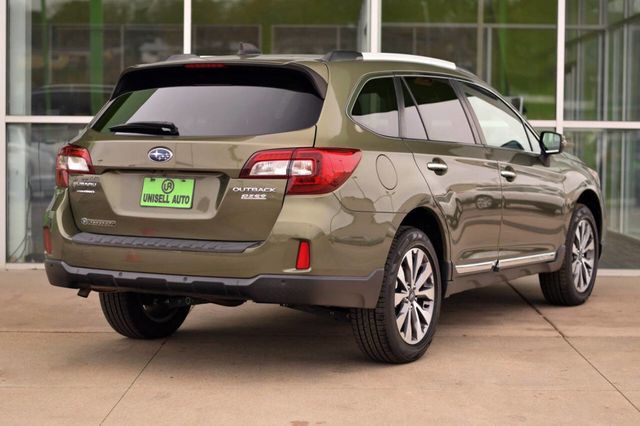 2017 Subaru Outback 2.5i Touring - 22952525 - 6