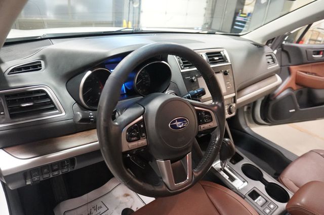 2017 Subaru Outback 2.5i Touring Wagon - 22998723 - 8