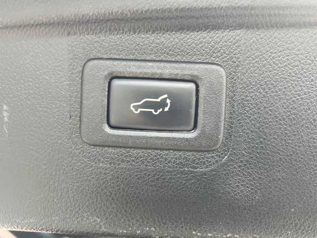 2017 Subaru Outback 3.6R - 23067987 - 18