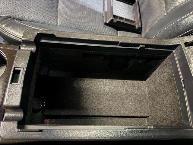 2017 Subaru Outback 3.6R Limited - 22976696 - 52