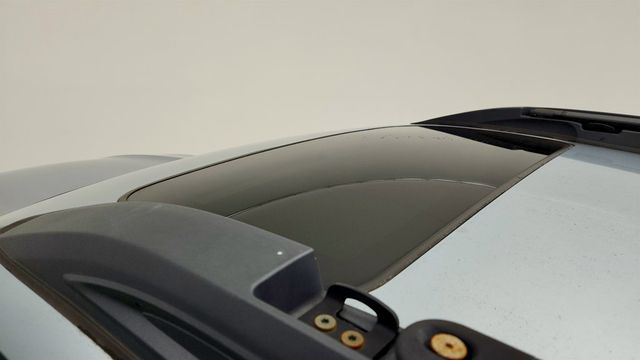 2017 Subaru Outback 3.6R Limited w/ EyeSight, Navigation, High Beam Assist & RAB - 23018162 - 9