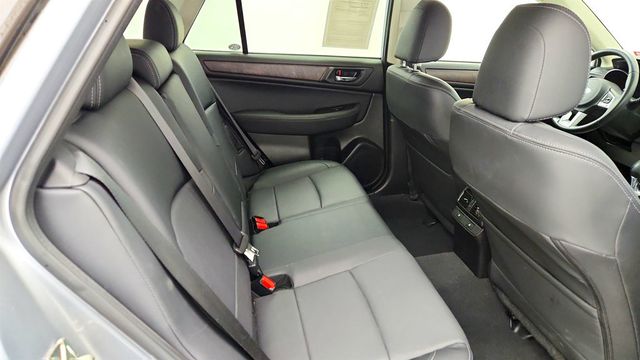 2017 Subaru Outback 3.6R Limited w/ EyeSight, Navigation, High Beam Assist & RAB - 23018162 - 22