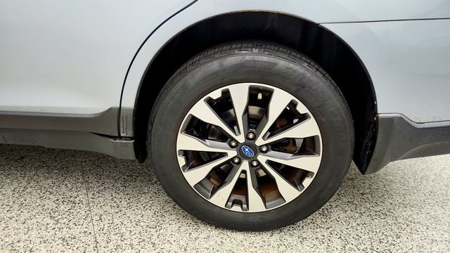 2017 Subaru Outback 3.6R Limited w/ EyeSight, Navigation, High Beam Assist & RAB - 23018162 - 8